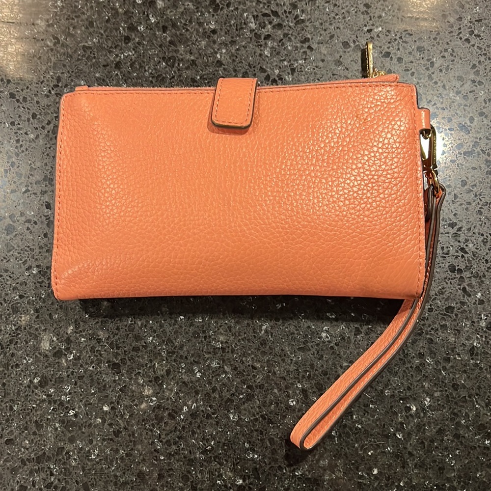 Michael Kors leather smartphone wallet - Picture 3 of 5